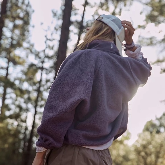 Free People Hit The Slopes Fleece Jacket Blackberry - Picture 3 of 6